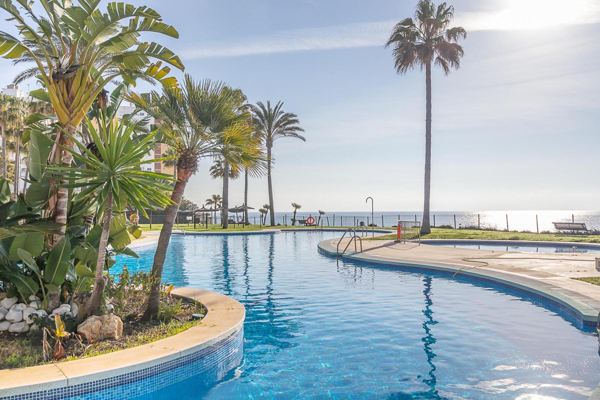 Mi Capricho Beach Front Sea View & Pool - Happy Rentals Sitio de Calahonda Exterior photo