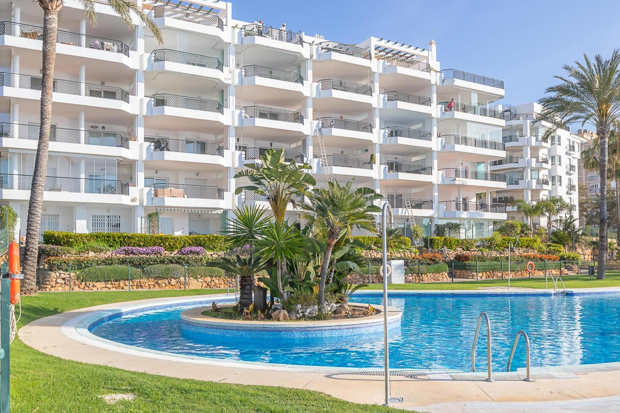 Mi Capricho Beach Front Sea View & Pool - Happy Rentals Sitio de Calahonda Exterior photo