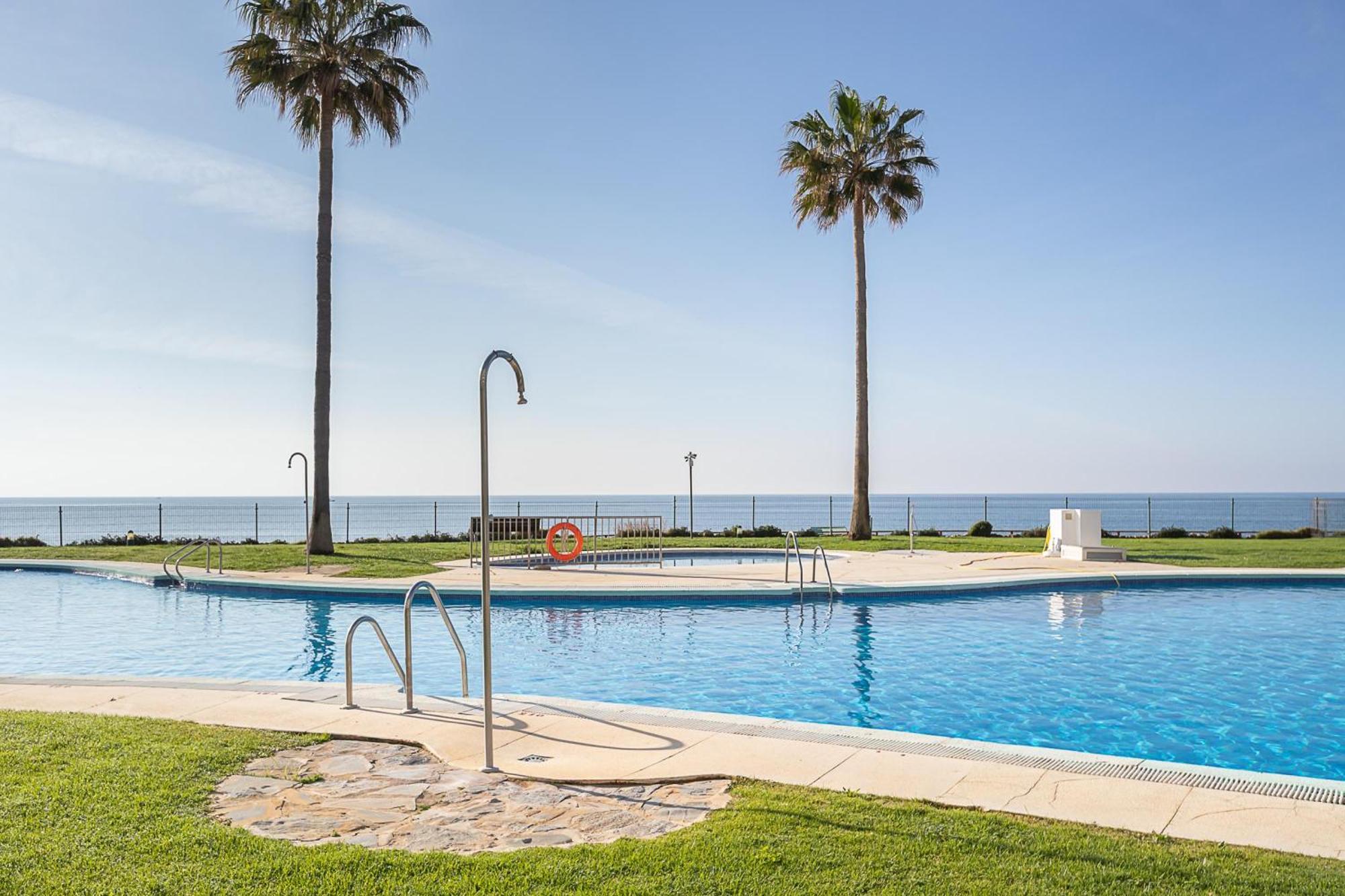 Mi Capricho Beach Front Sea View & Pool - Happy Rentals Sitio de Calahonda Exterior photo